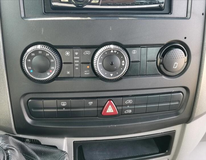 Volkswagen Crafter 11