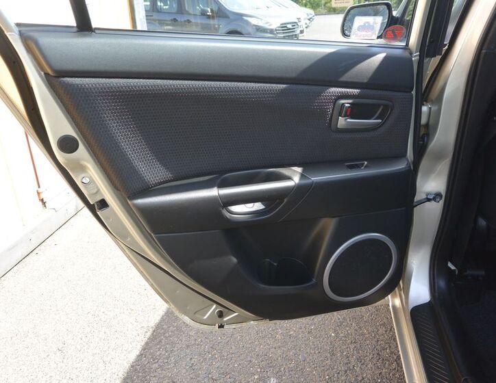 Mazda 3 23
