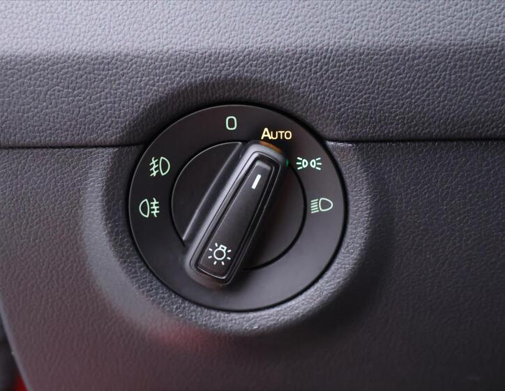 Škoda Octavia 14