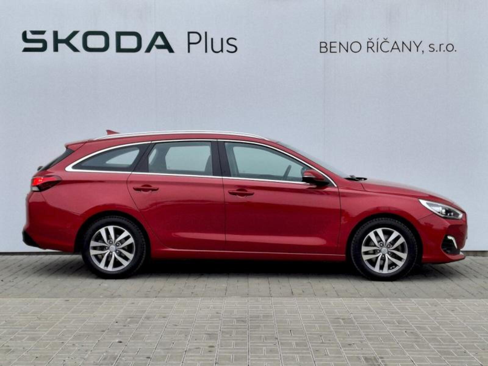 Hyundai i30 11