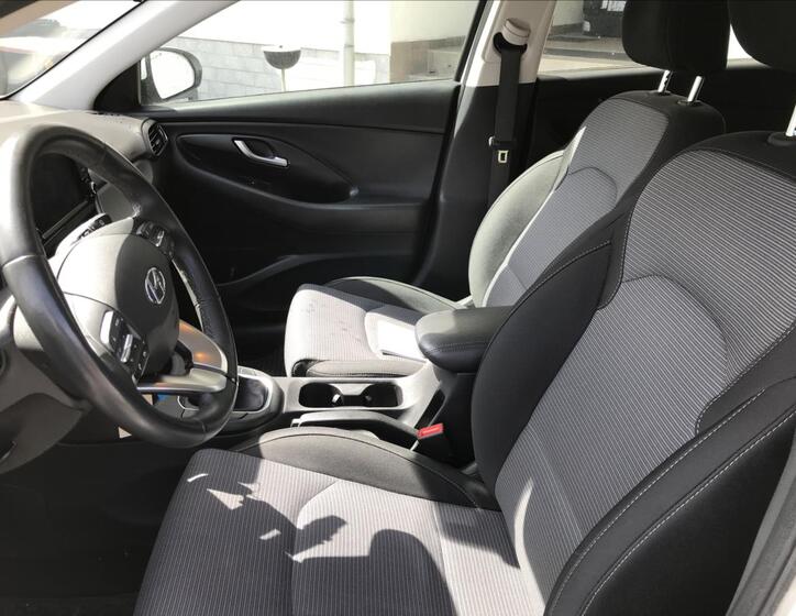 Hyundai i30 9