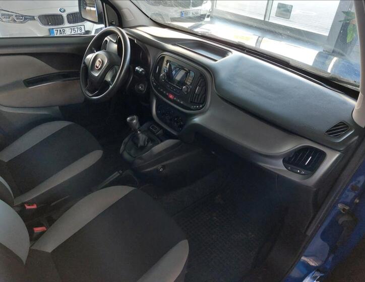 Fiat Dobló 9