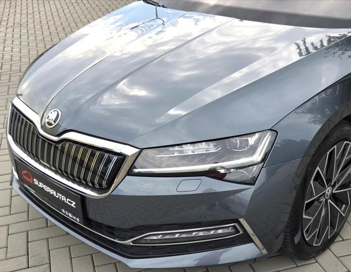 Škoda Superb 22
