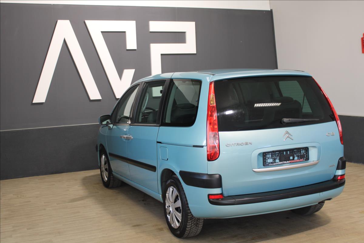 Citroën C8