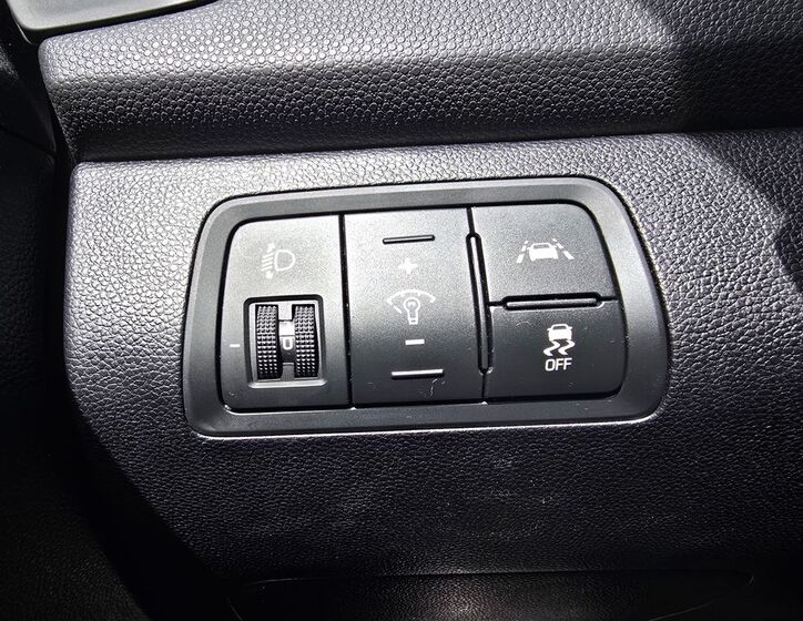 Hyundai i20 15