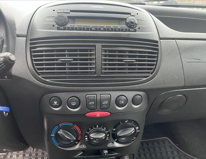 Fiat Punto 15