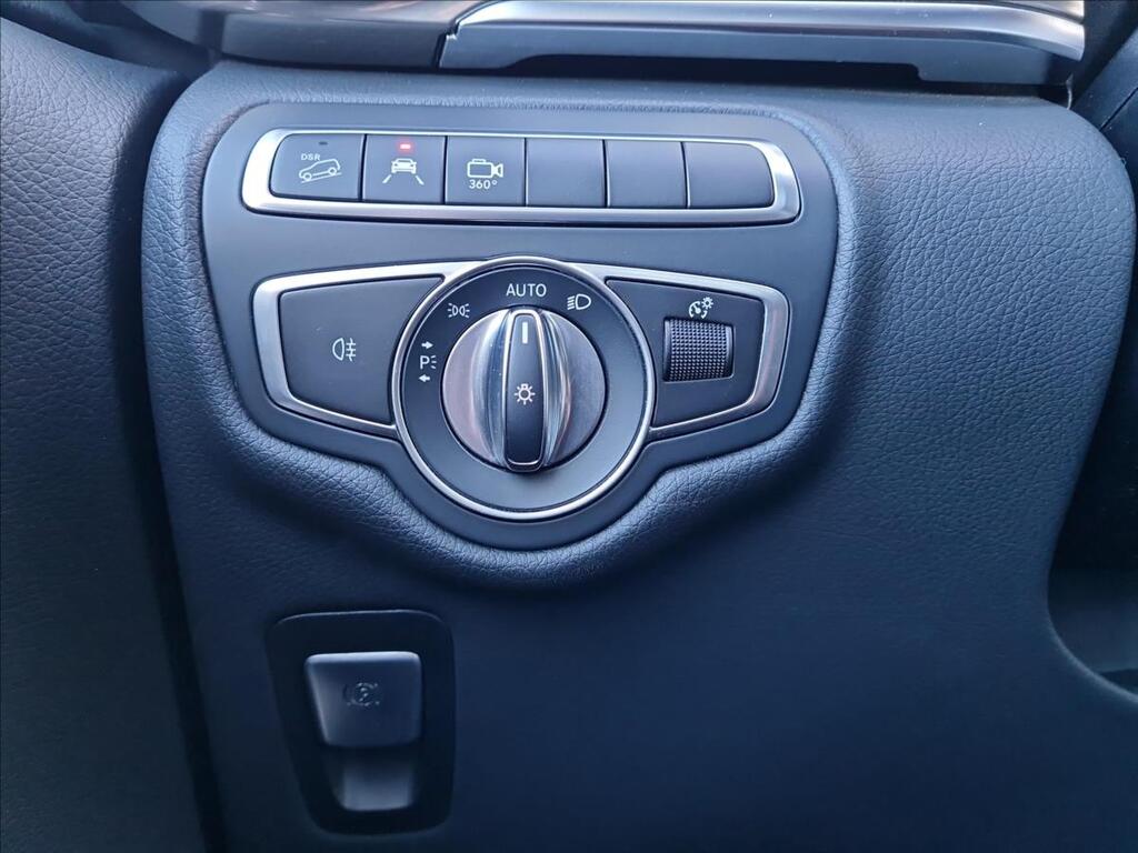 Mercedes-Benz Třídy V 11