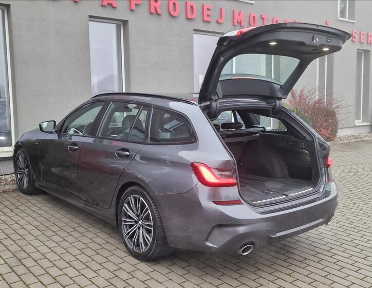 BMW Řada 3 42