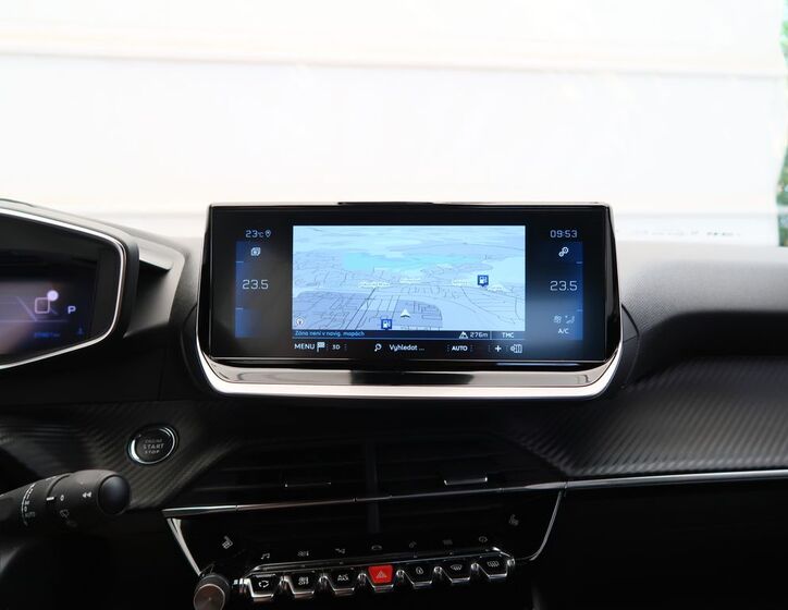Peugeot 2008 24
