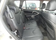 Toyota RAV4 11