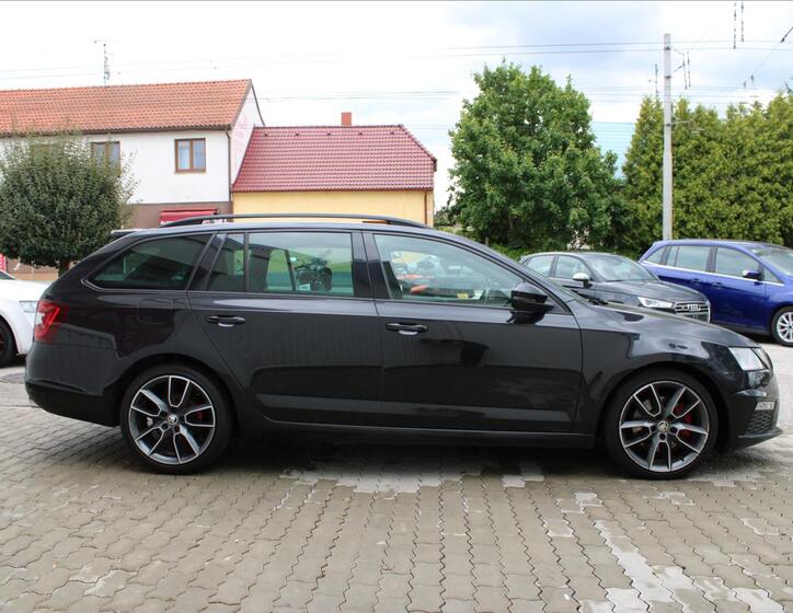 Škoda Octavia 3