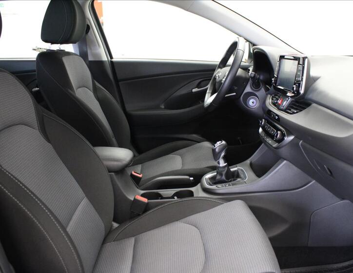 Hyundai i30 12
