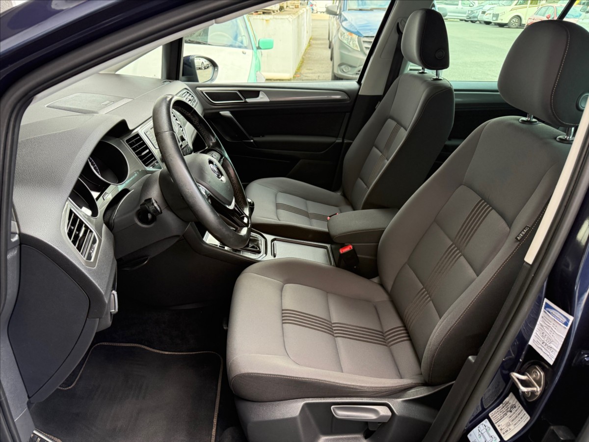 Volkswagen Golf Sportsvan