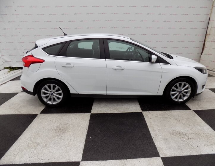 Ford Focus 5