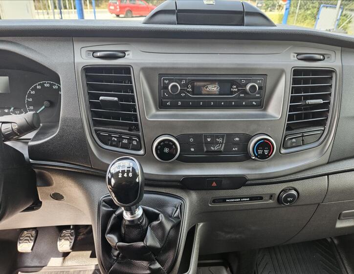Ford Transit Custom 12