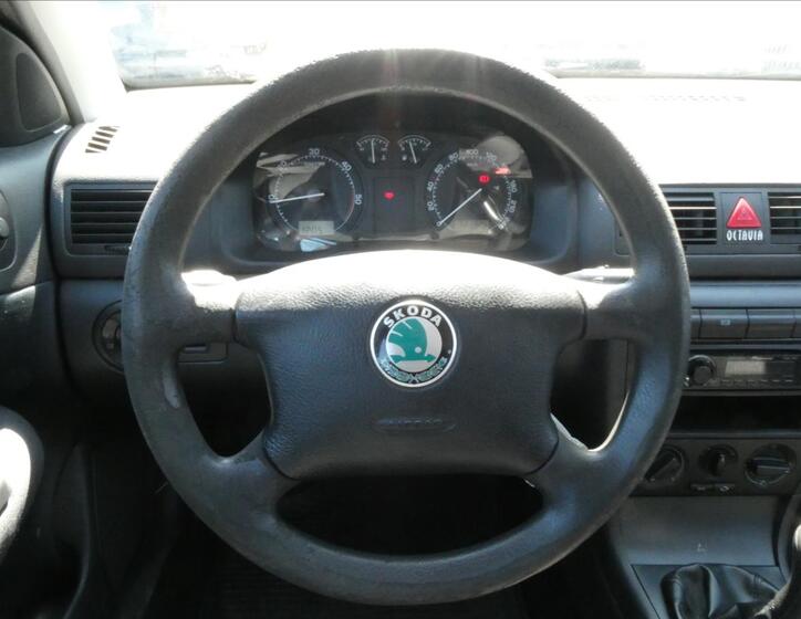 Škoda Octavia 21