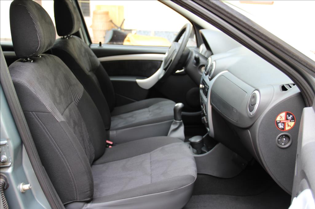 Dacia Logan