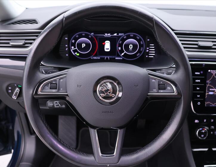 Škoda Superb 22