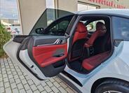 BMW i4 18