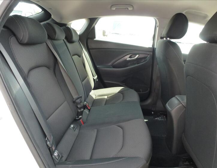 Hyundai i30 22