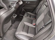 Volvo XC60 8