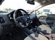 KIA Rio 11