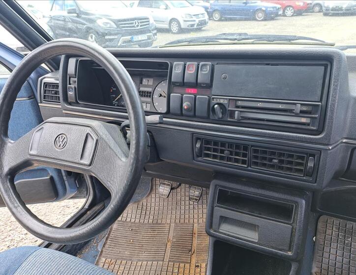 Volkswagen Golf 41