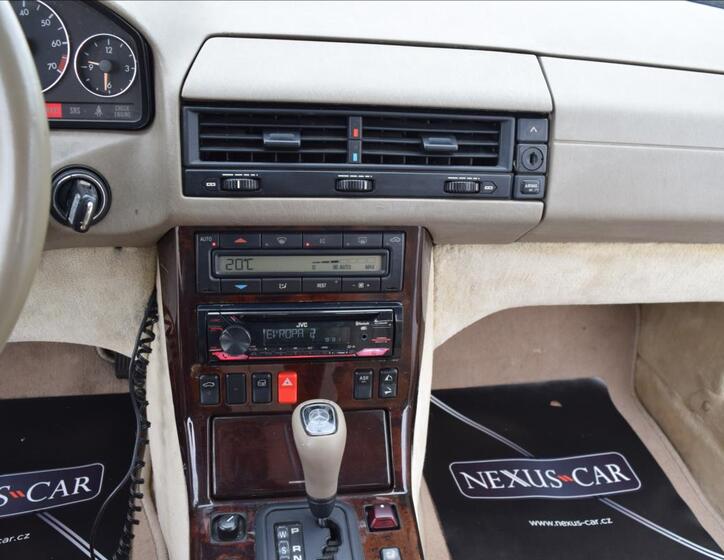 Mercedes-Benz SL 30