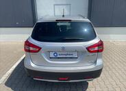 Suzuki SX4 S-Cross 8
