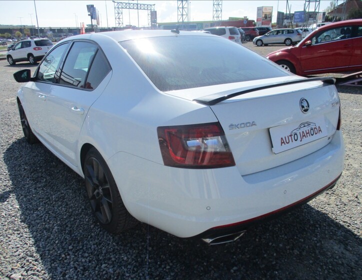 Škoda Octavia 8
