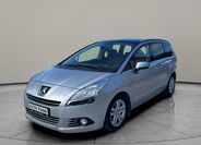 Peugeot 5008 4