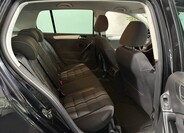 Volkswagen Golf 21