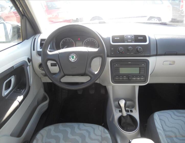 Škoda Roomster 13