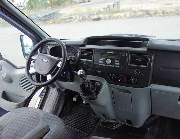Ford Transit 11