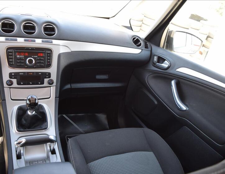 Ford Galaxy 30