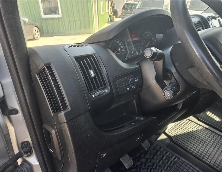 Peugeot Boxer 11