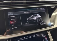 Audi Q8 22