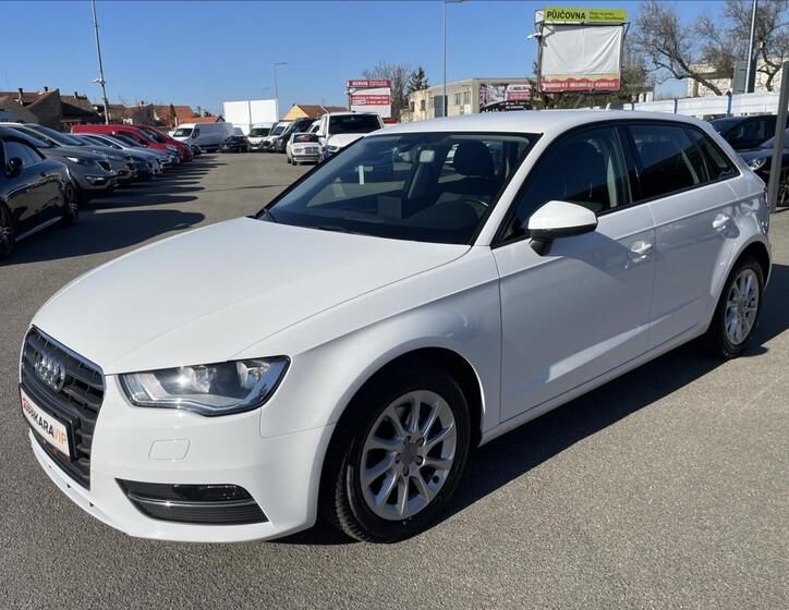 Audi A3 1