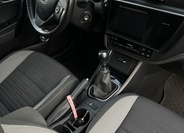 Toyota Auris 9