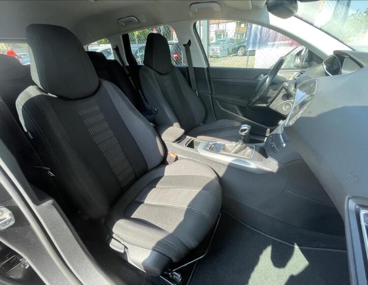 Peugeot 308 33