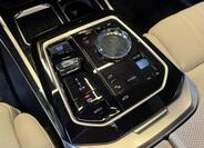 BMW i7 6