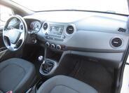 Hyundai i10 19