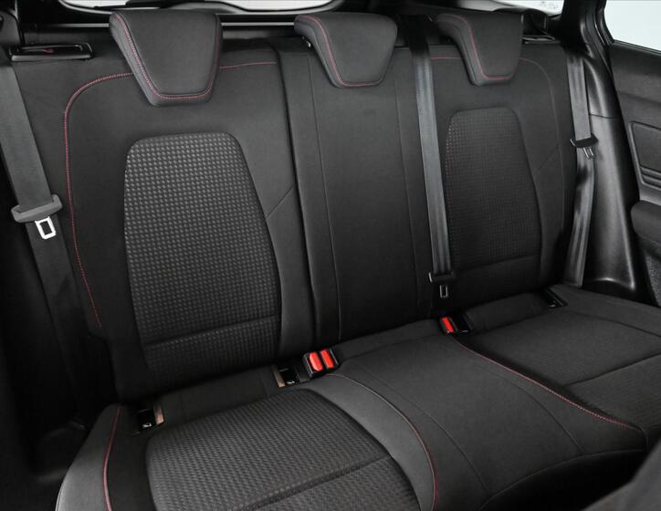 Ford Focus 27