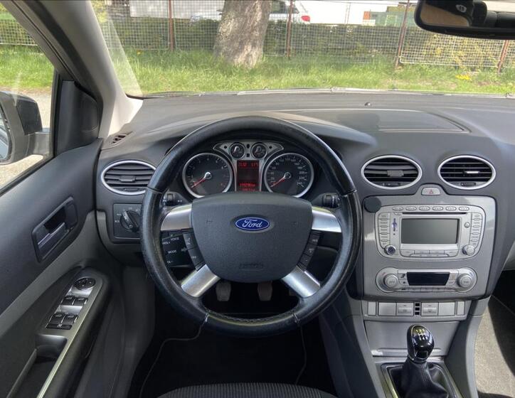 Ford Focus 14