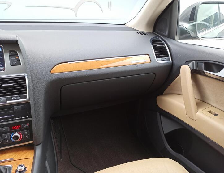 Audi Q7 18