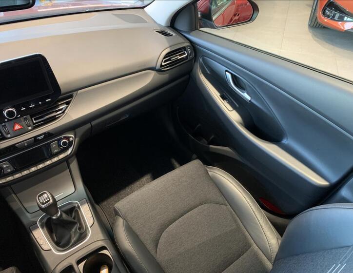 Hyundai i30 21