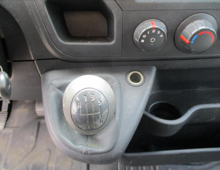 Renault Master 13