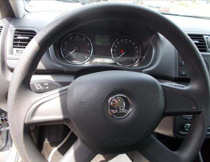 Škoda Fabia 23