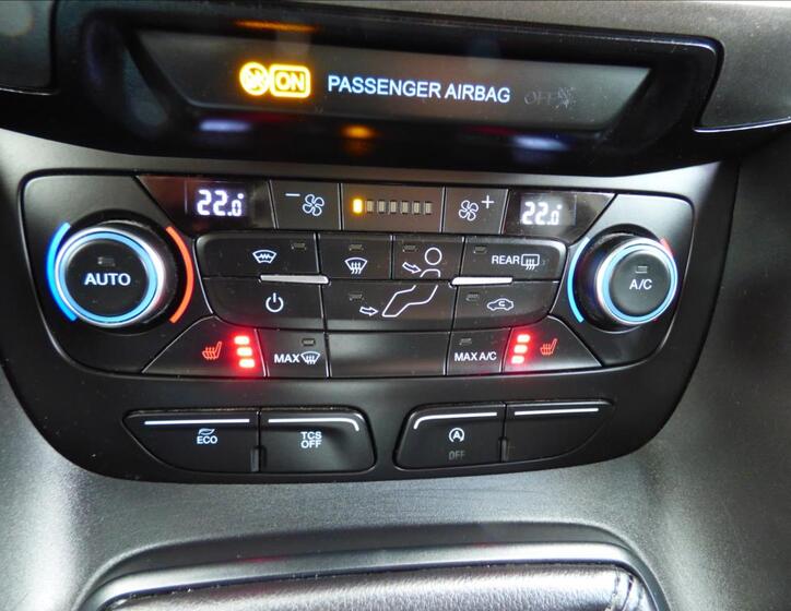 Ford Transit Connect 38