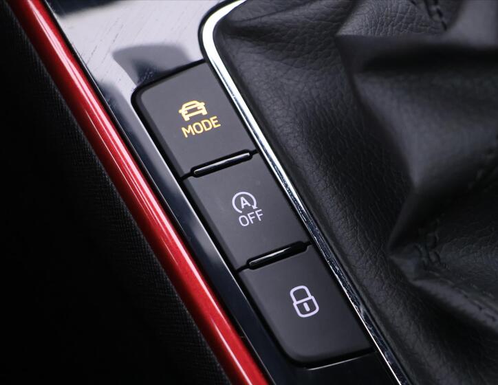 Škoda Fabia 32